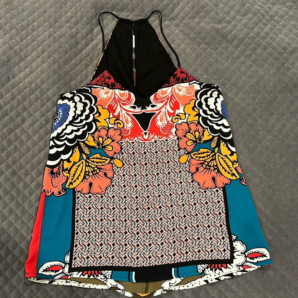 Express Razorback top